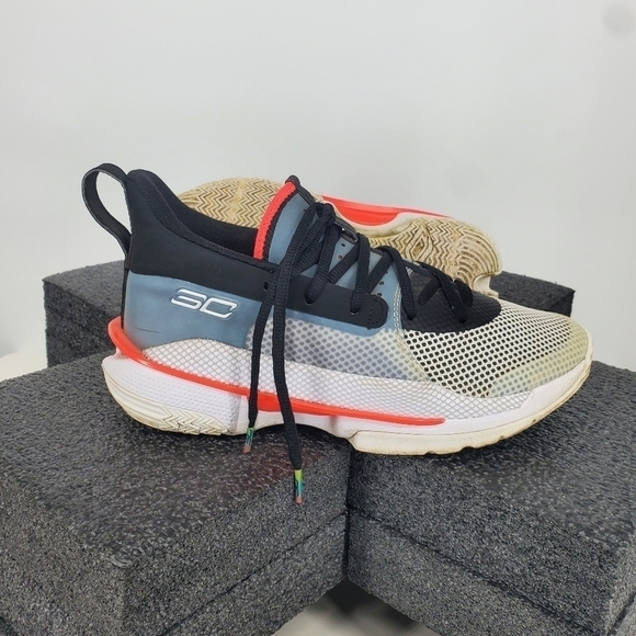 Under Armour Shoes 7 Youth 8.5 Women Hovr Curry 7 UNDRTD 3022113-100  Sneakers - Picture 8 of 11